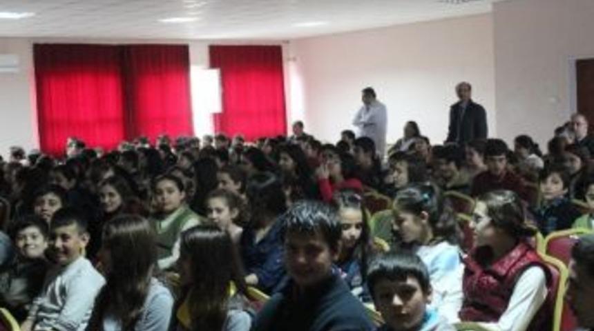 Bergama Belediyesi’nden Çocuklara Deprem Eğitimi