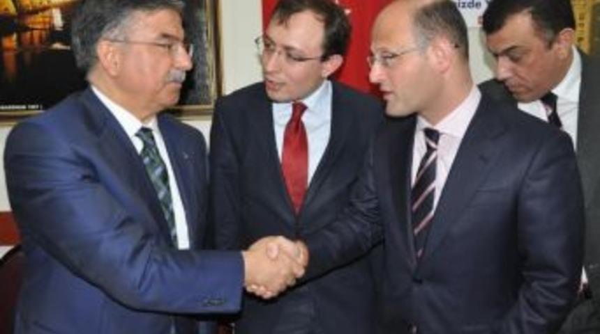 Bakan İsmet Yılmaz: &ldquo;eğer Yanlış Birisini Se&ccedil;erseniz 5 Yıl Kaybedersiniz&rdquo;