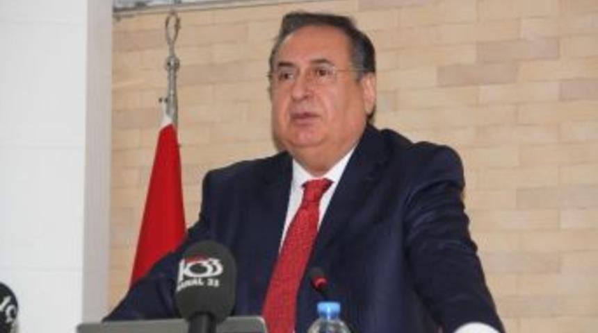 Başkan &Ouml;zcan İşadamlarından Oy İstedi