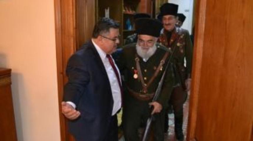 Geyveli Gazilerden Başkan Selim Yağcı'ya Ziyaret