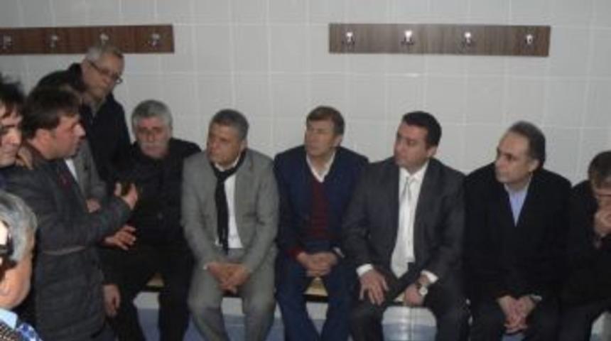 Belediye Başkan Adaylarından Sentetik Saha S&ouml;z&uuml;