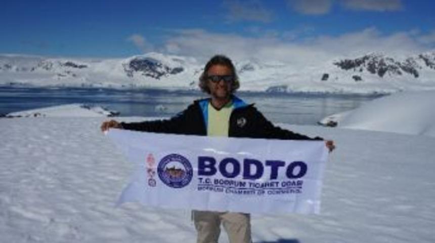 Maceracı İşadamı, Bodrum Bayrağını Antarktika&rsquo;ya Dikti