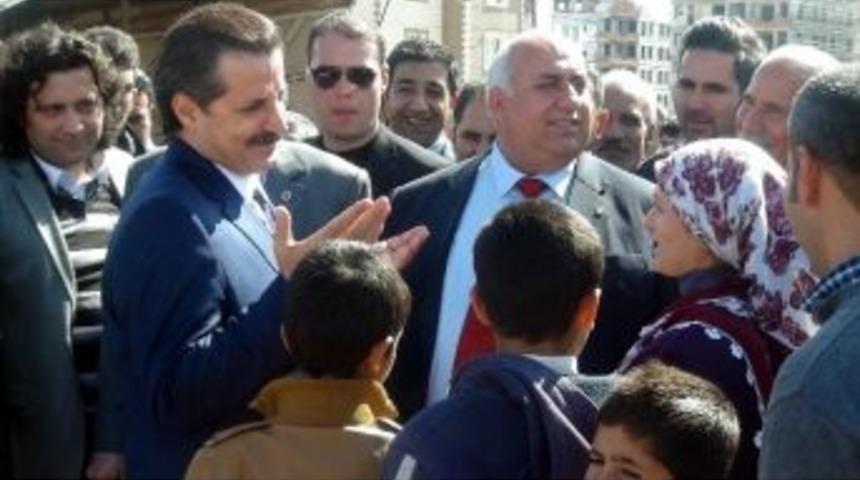 &Ccedil;alışma Ve Sosyal G&uuml;venlik Bakanı Faruk &Ccedil;elik: