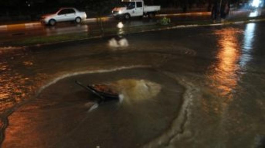 Antalya&rsquo;da Sağanak Yağış