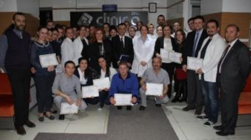 &lsquo;yeniden Yapılanma Ve Değişim' Eğitimi Alan Personele Sertifika