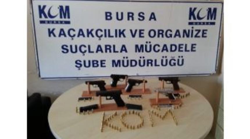 Bursa'da Ruhsatsız Silah Operasyonu...