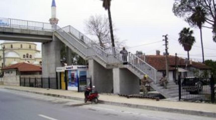 Yola İnen &Uuml;st Ge&ccedil;it D&uuml;zeltildi