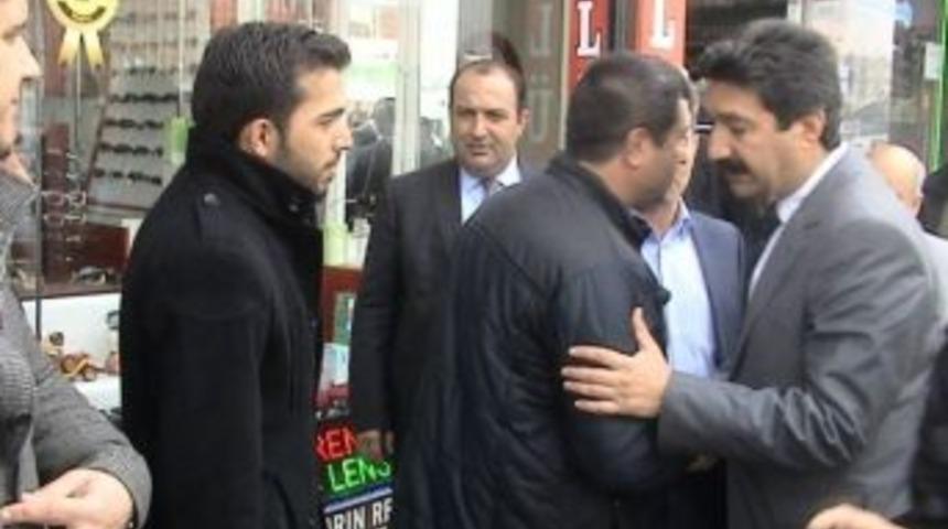 Sur Belediye Başkan Adayı Kurt, Se&ccedil;im &Ccedil;alışmalarını S&uuml;rd&uuml;r&uuml;yor