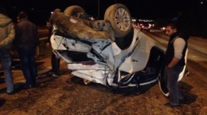 Takla Atan Otomobilden Sağ &Ccedil;ıktı