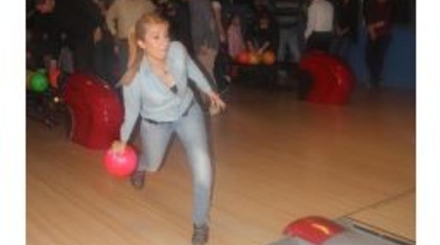 Defterdarlık &Ccedil;alışanları Bowling Turnuvasında Yarıştı
