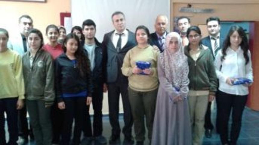 Kozan&rsquo;da İstiklal Marşını G&uuml;zel Okuma Yarışması