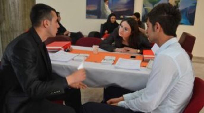 Turizm Fak&uuml;ltesinde Kariyer G&uuml;nleri