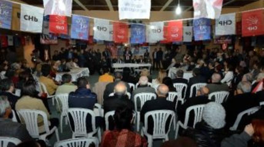 Başkan &Ouml;zcan Se&ccedil;im &Ccedil;alışmalarını S&uuml;rd&uuml;r&uuml;yor