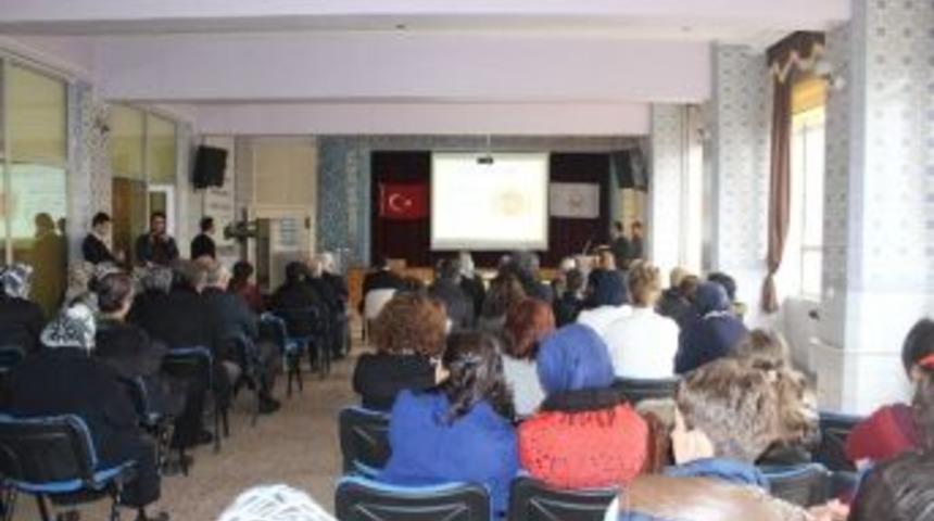 K&uuml;tahya'da 'g&ouml;z Tansiyonu' Konferansı
