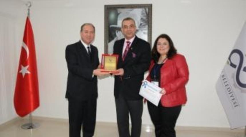 T&uuml;rk Hukukunda Kadın Hakları Anlatıldı