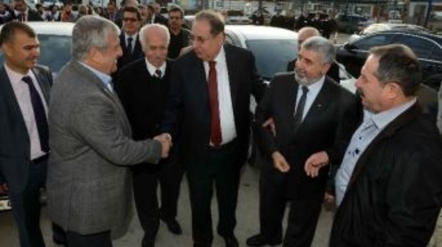 Başkan &Ouml;zcan Hal Kompleksi'ni Ziyaret Etti