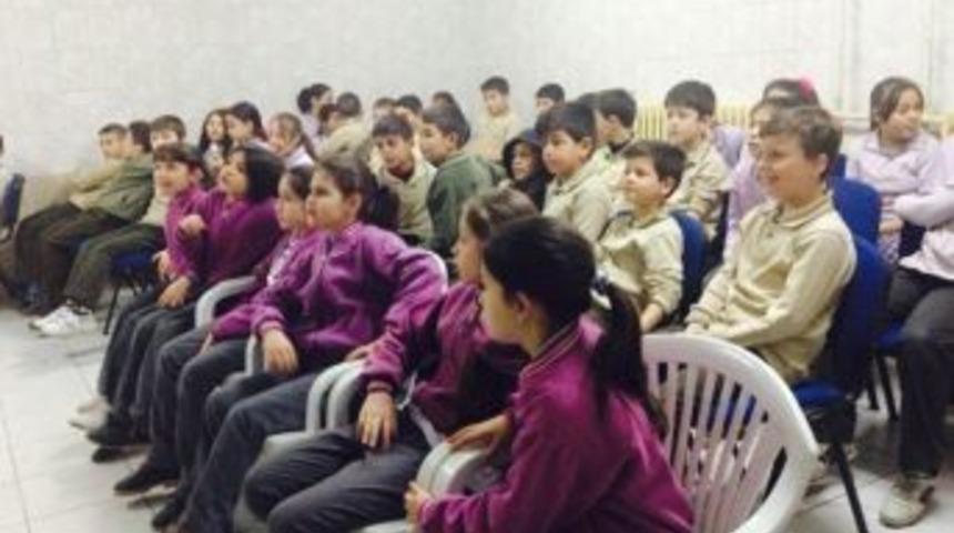 &Ccedil;ocuklar &Ccedil;evre Konusunda Bilin&ccedil;leniyor