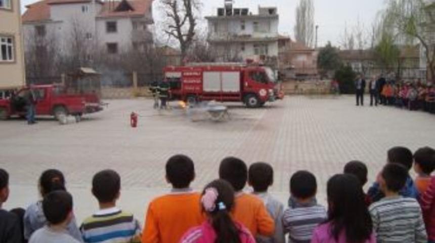 Korkuteli Osman &Ouml;nal İlkokulu'nda Deprem Ve Yangın Tatbikatı