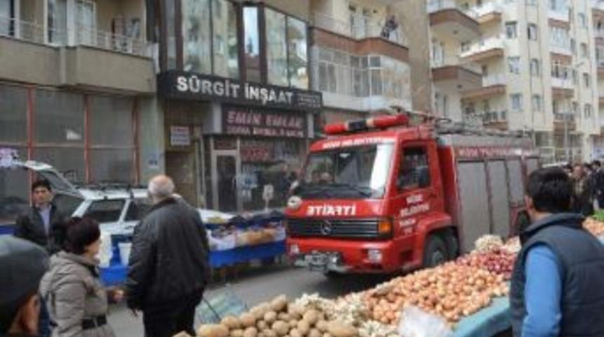 Niğde&rsquo;deki Yangın Korkuttu