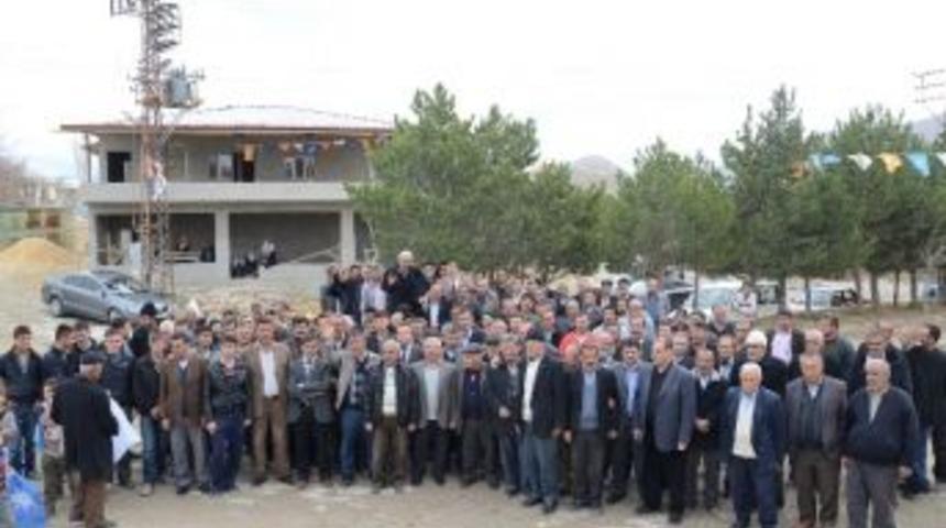 S&uuml;leyman Eser, K&ouml;y Ziyaretlerinde Bulundu