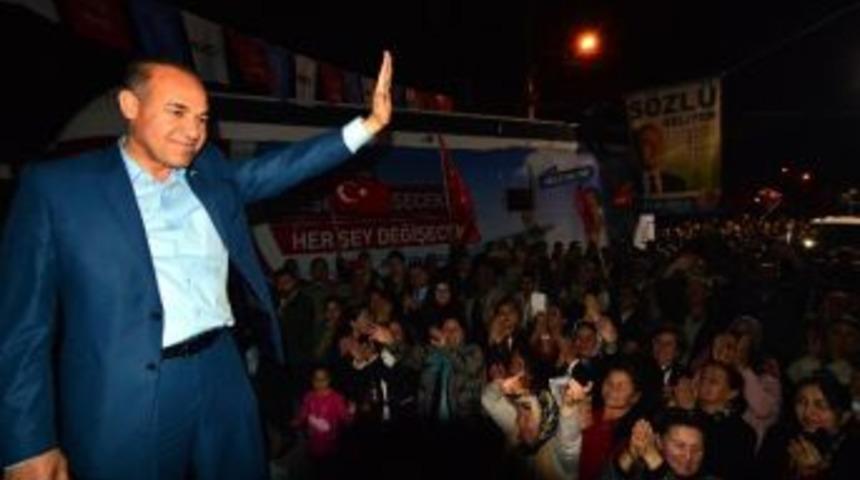 S&ouml;zl&uuml; Ceyhan&rsquo;da Esnafı Gezdi, Halkla Buluştu