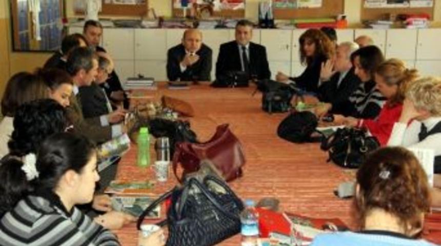 Kalay, Okulları Ziyaret Etti