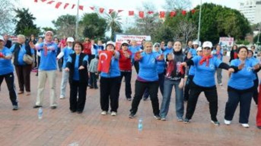 Muratpaşa&rsquo;dan Sportif Kutlama