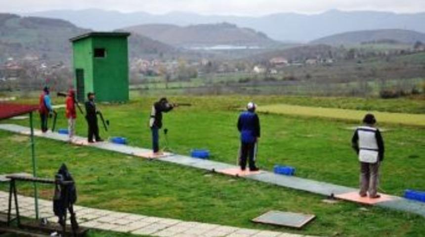 D&uuml;zceli Atıcılar T&uuml;rkiye Se&ccedil;melerinde