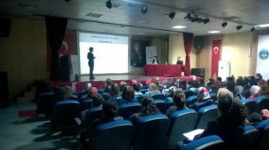 Bartın&rsquo;da Annelik Eğitimi Verildi