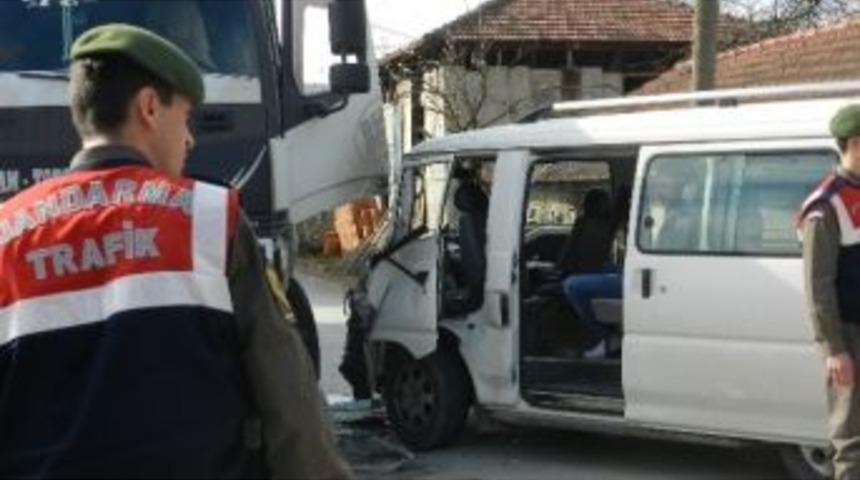 D&uuml;zce Osb Yolunda Kaza