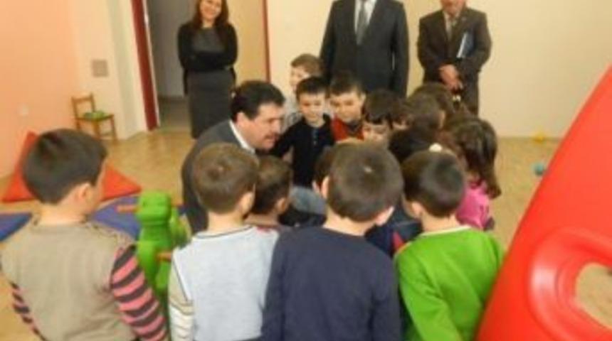 Eskişehir İl Milli Eğitim M&uuml;d&uuml;r&uuml; Necmi &Ouml;zen Seyitgazi İl&ccedil;esini Ziyaret Etti