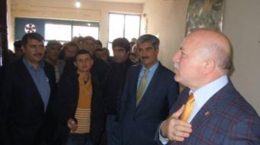 Sekmen&rsquo;e Kara&ccedil;oban&rsquo;da B&uuml;y&uuml;k İlgi