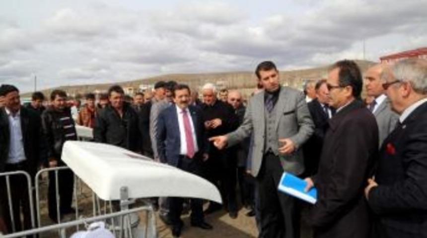 &Ccedil;ift&ccedil;ilere Buzağı Koruması Kul&uuml;besi Dağıltıldı