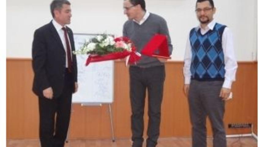 Antren&ouml;r Dragan Nesic &Ccedil;om&uuml;&rsquo;de Konferans Verdi