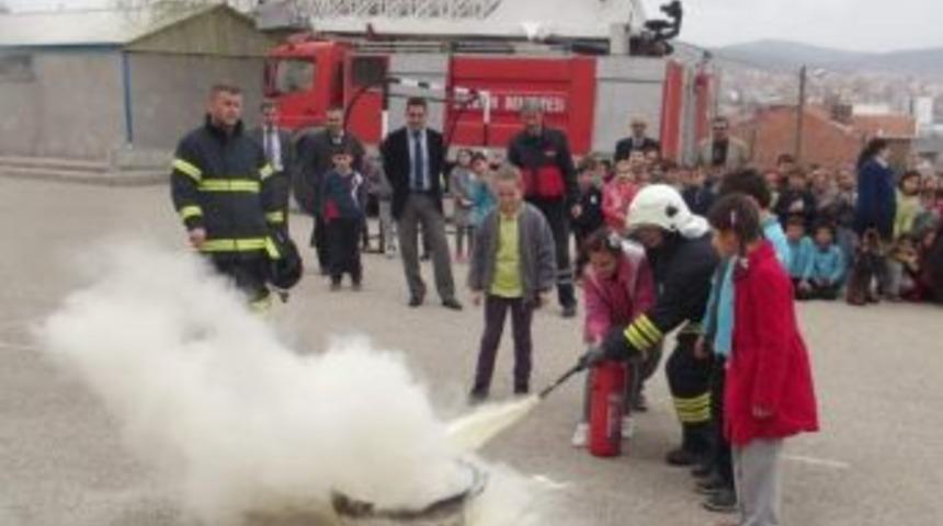 Metristepe İlkokulu'nda Yangın Ve Tahliye Tatbikatı