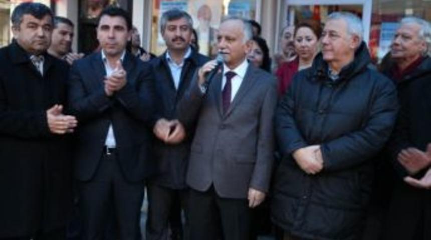 Bayraklı'nın Başkanı Karabağ Net Konuştu