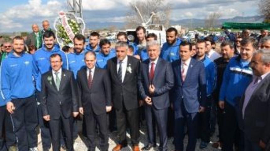 Akhisar Arena Stadyumunun Temelleri Atıldı