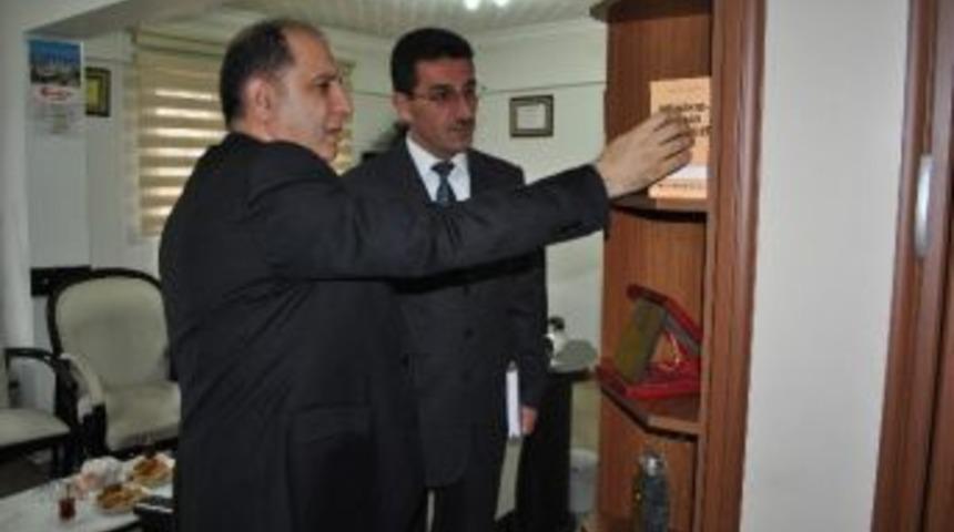 Vali &Ccedil;omaktekin&rsquo;den İhlas Pazarlama'ya Ziyaret