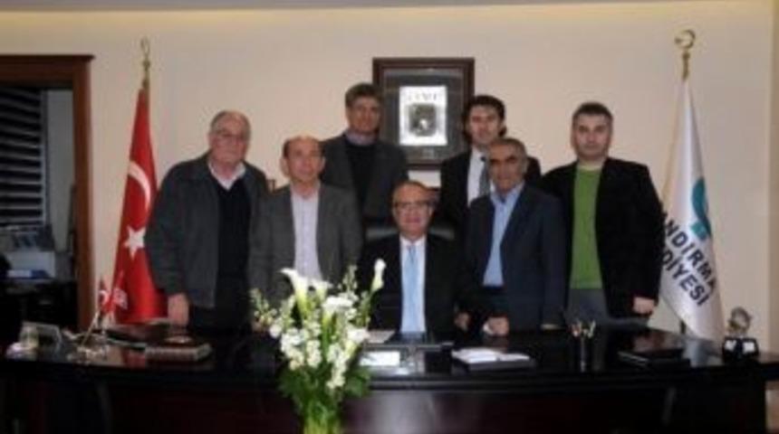 Kafkas Derneği'nden Başkan Pekel'e Teşekk&uuml;r