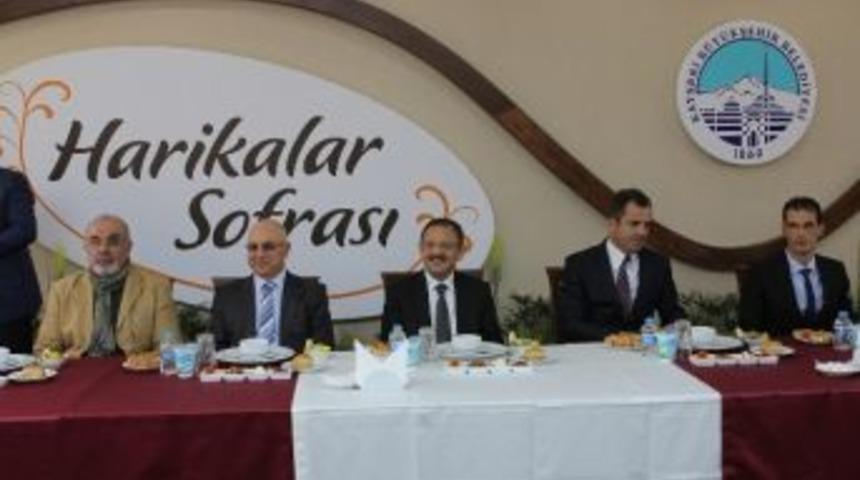 Kayseri Büyükşehir Belediye Başkanı Mehmet Özhaseki: