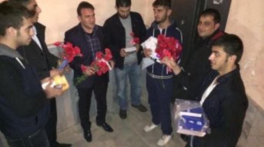 Ak Parti Şırnak Gençlik Kolları Seçim Çalışmalarına Devam Ediyor