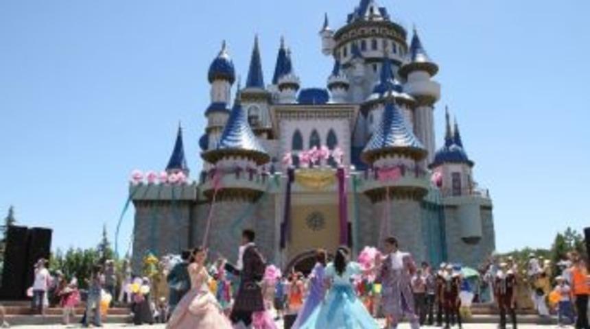 Eskişehir Masal Şatosu'na Kavuşuyor