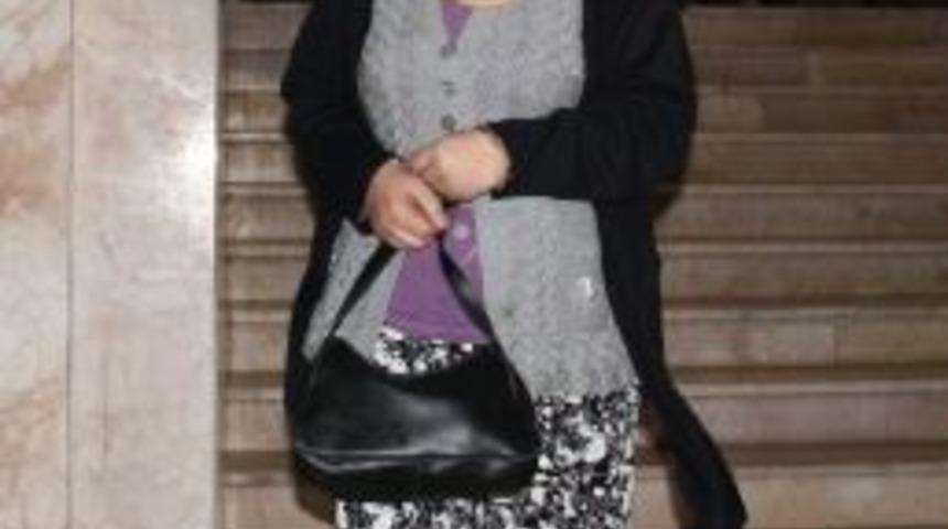 2 Kızını Boğarak &Ouml;ld&uuml;r&uuml;p 3.'s&uuml;n De Yakalanan Annenin Yargılanması