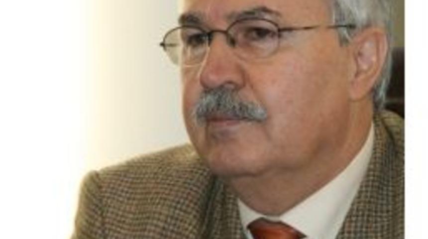 Tbmm Adalet Komisyonu Başkanvekili Ve Ak Parti Kastamonu Milletvekili Hakkı K&ouml;yl&uuml;;