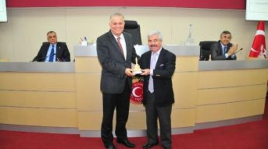 İl &Ouml;zel İdaresi Genel Sekreteri İrfan İ&ccedil;&ouml;z&rsquo;den Veda!