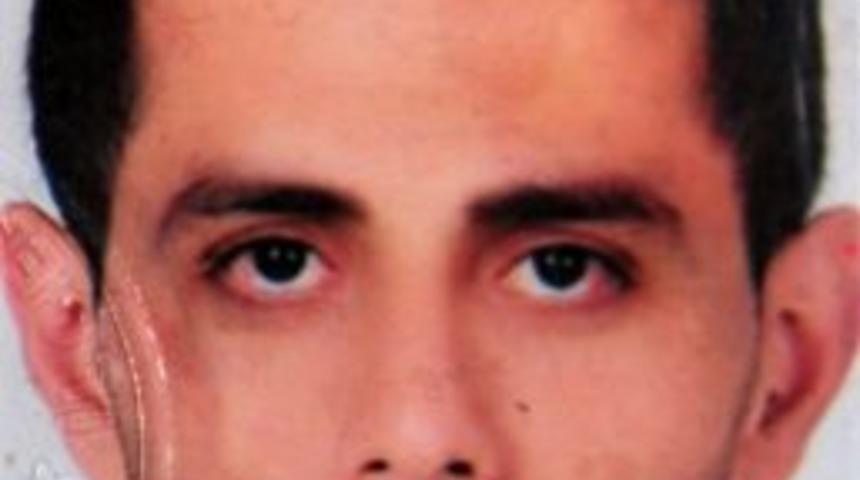 Annesine Sarkıntılık Yapan Kuzenini &Ouml;ld&uuml;rd&uuml;