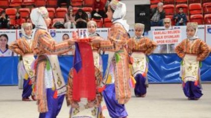 Adana Kul&uuml;plerarası Halk Oyunları İl Birinciliği