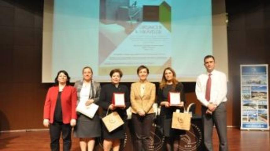 Girişimci Kadınlar D&uuml;zce &Uuml;niversitesinde