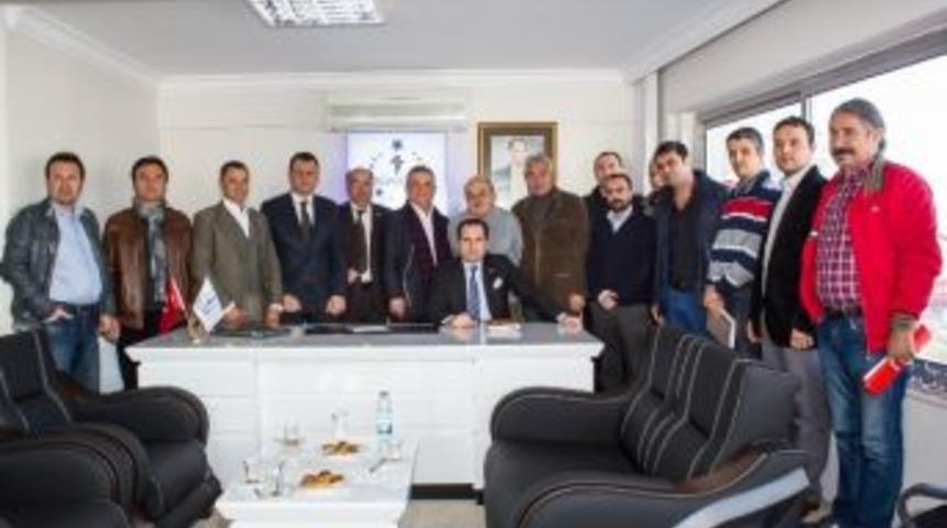 Chp&rsquo;li Kayalı, T&uuml;msiad Kuşadası Şubesi&rsquo;ni Ziyaret Etti