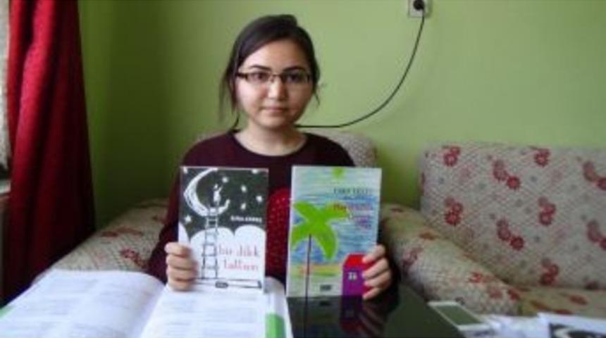 (&ouml;zel Haber) &Uuml;niversiteli Esra'nın Azmi Şaşırtıyor